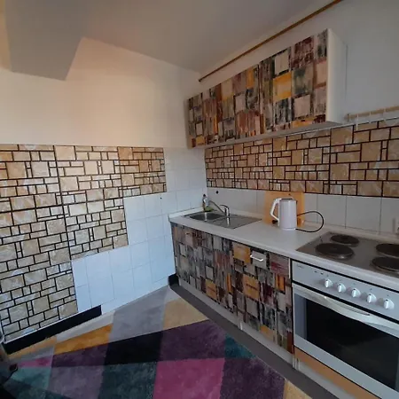 Vista Old Town Apartment *