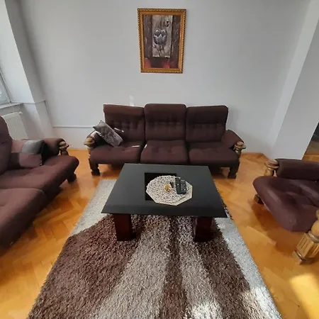 Vista Old Town Apartment